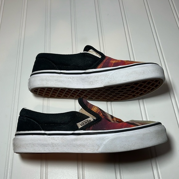 Vans Shark attack flame sunset slip on classic kids shoes - Picture 6 of 11